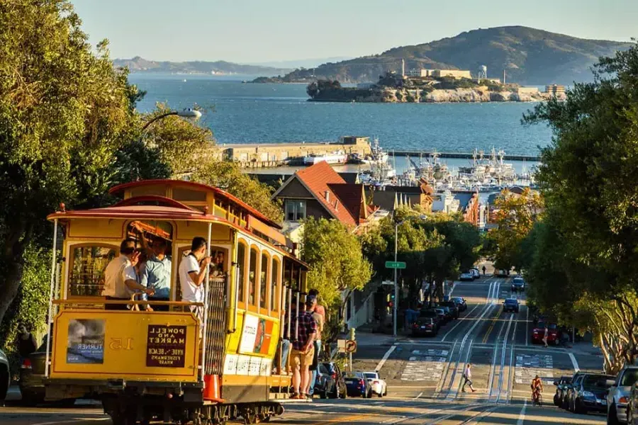 Cable cars in 市中心 San Francisco